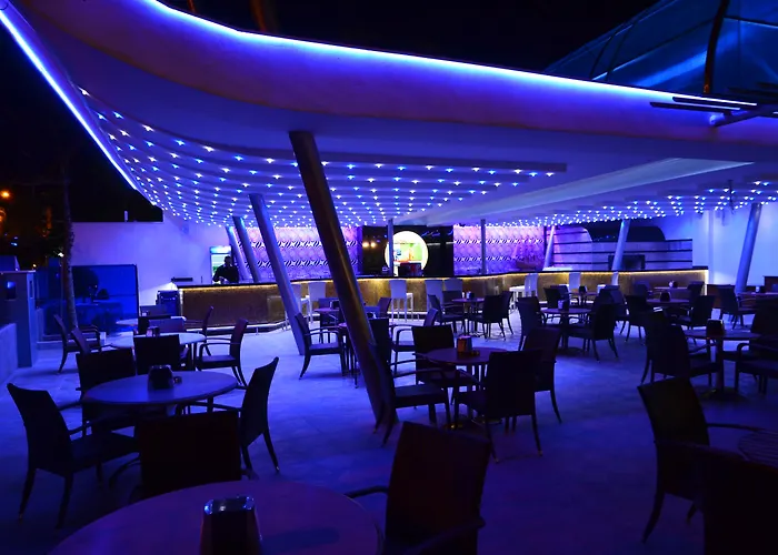 Grand Zaman Garden فندق 4*