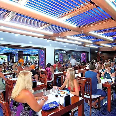 Отель Grand Zaman Garden 4*