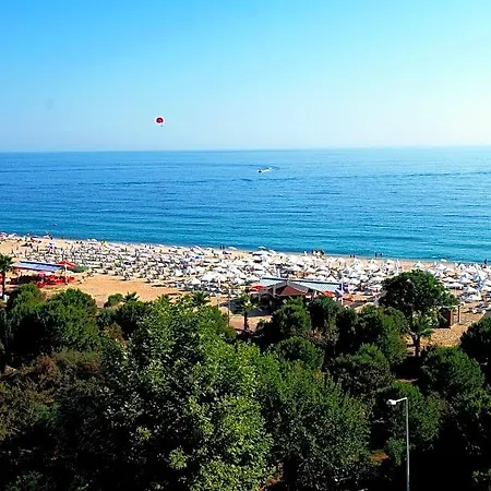 Отель Grand Zaman Garden 4*