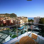 Hotel Grand Zaman Garden