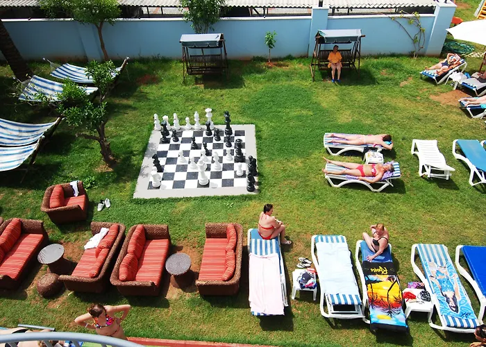 Grand Zaman Garden 4* אלאניה