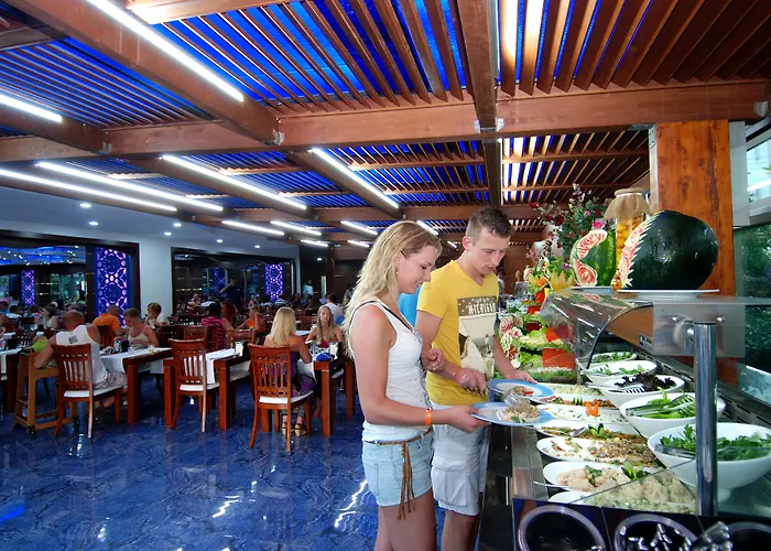 מלון Grand Zaman Garden