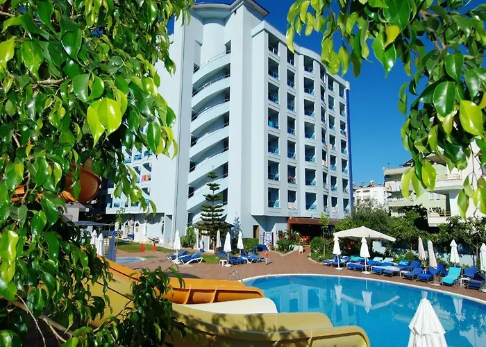 מלון Grand Zaman Garden אלאניה