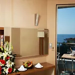 Hotel Grand Zaman Garden 4*