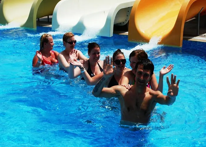 Ξενοδοχείο Grand Zaman Garden 4*